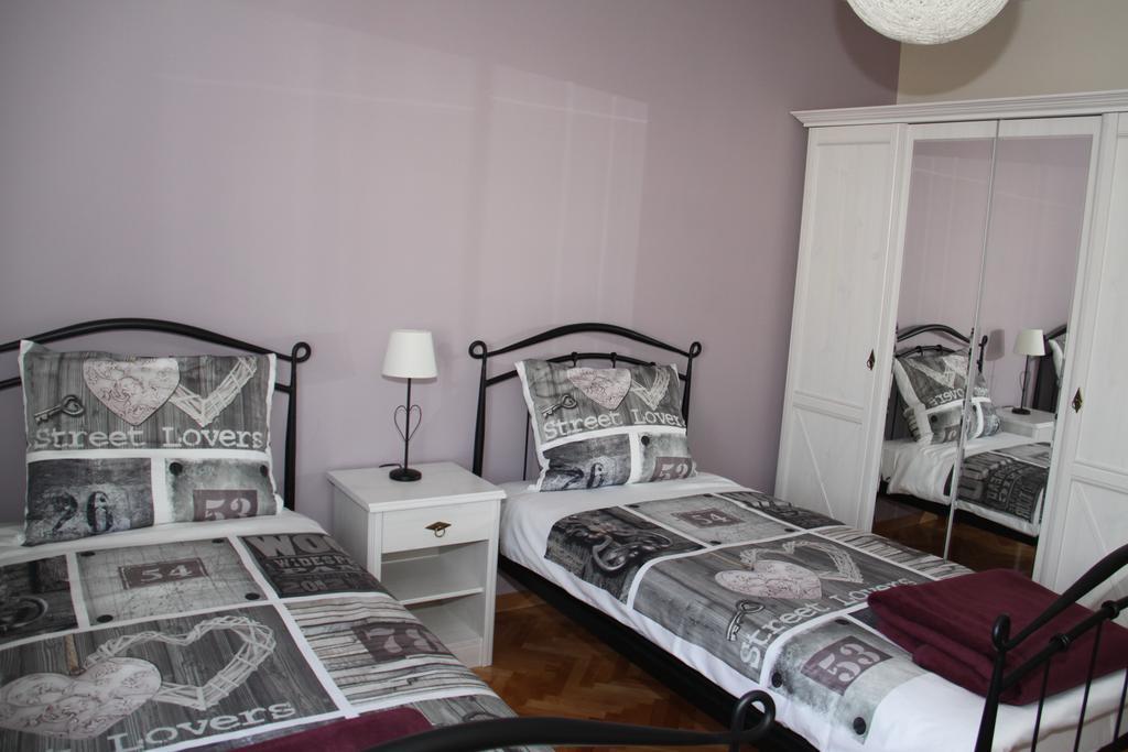 Apartment Carmela Split Bagian luar foto