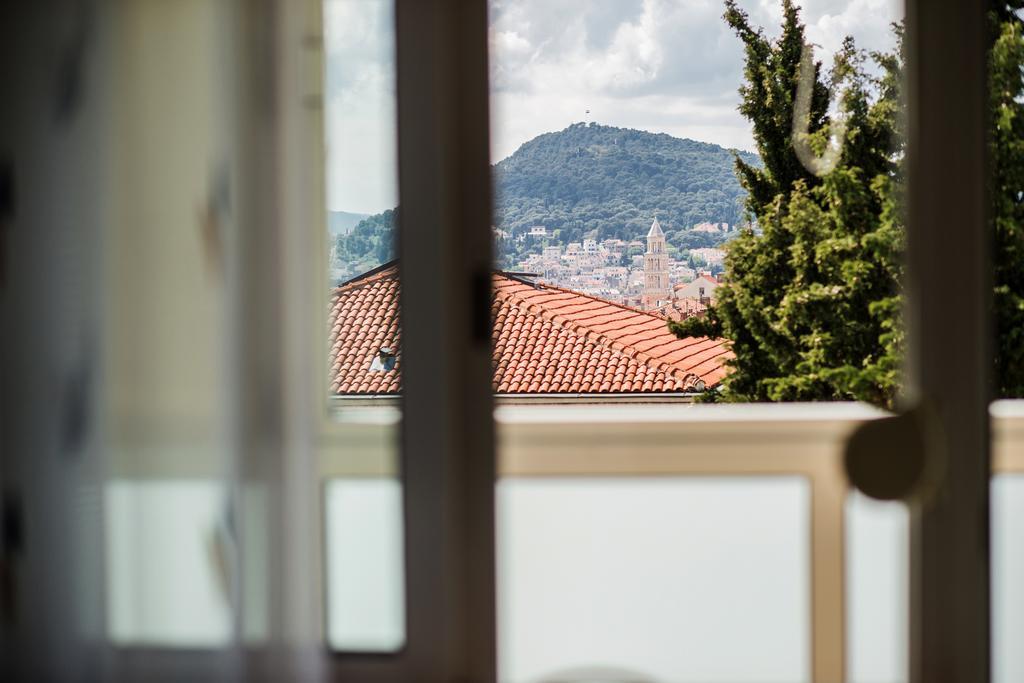 Apartment Carmela Split Bagian luar foto